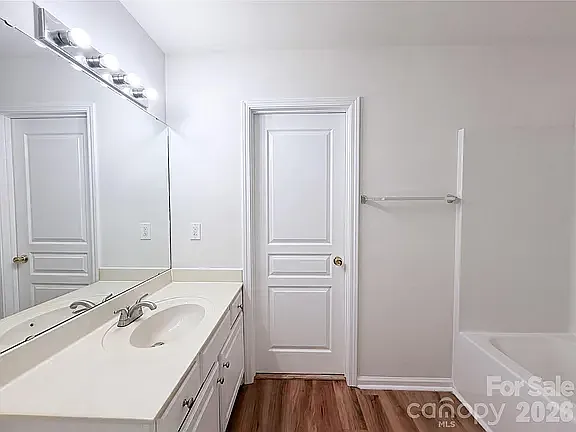 10640 Secret Garden Ln — Photo 2