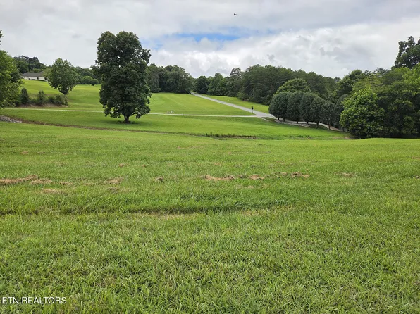 600 Wood Duck Dr, Vonore, TN 37885
