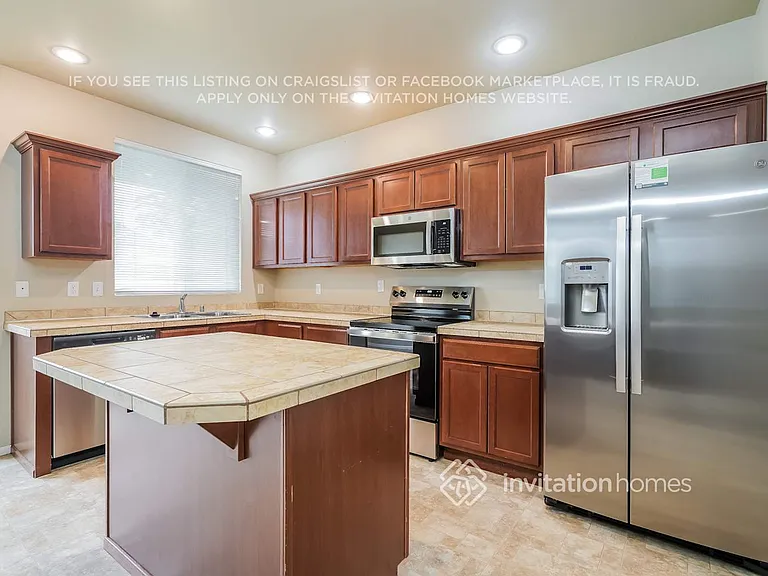 8109 207th St E — Photo 8
