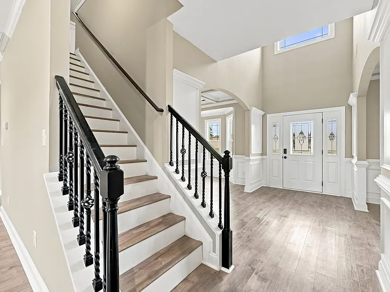 208 Misty Cove Ct — Photo 8