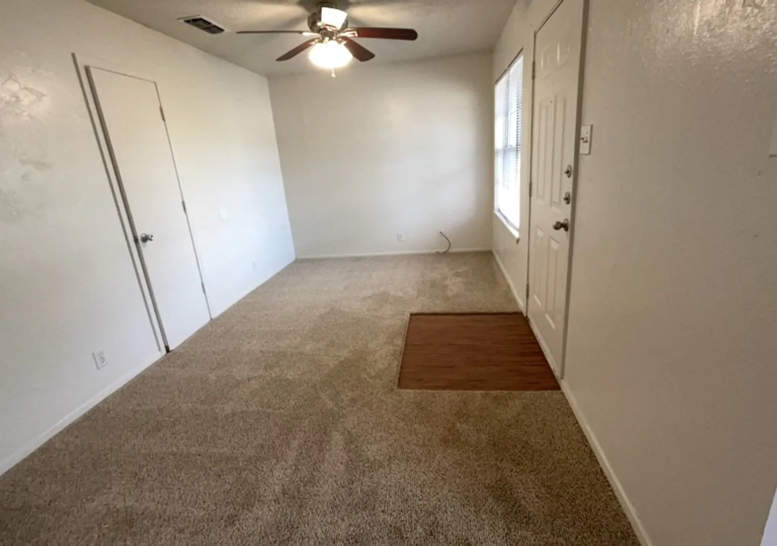 2 bed, 826 sqft, $895 — Photo 2