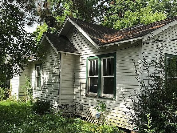 2nd image of 1011 Rose Ann St