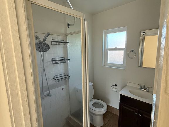 5th image of 14882 Randall Ave #2