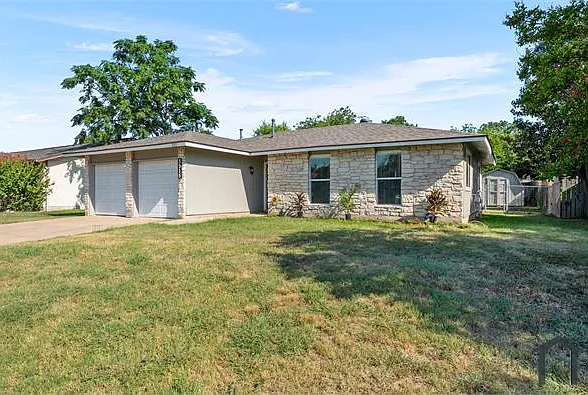 3915 Hillside Dr — Photo 12