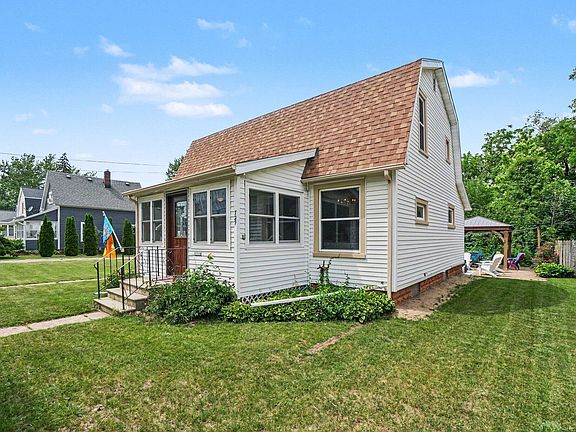 4th image of 729 S Haven Pl