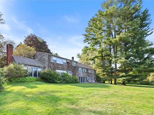 8 Bayberry Way, Pound Ridge, NY 10576