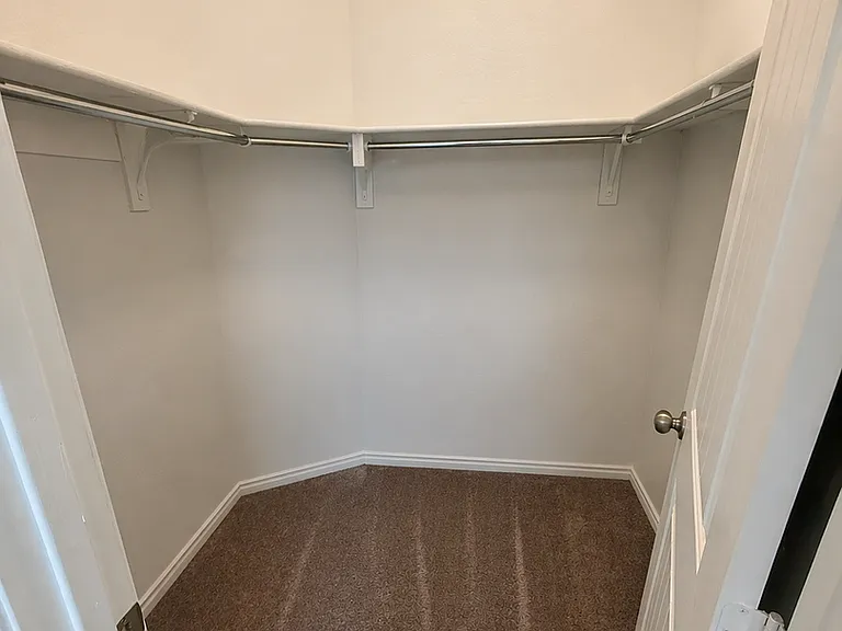 1308 Long Creek Ln — Photo 27