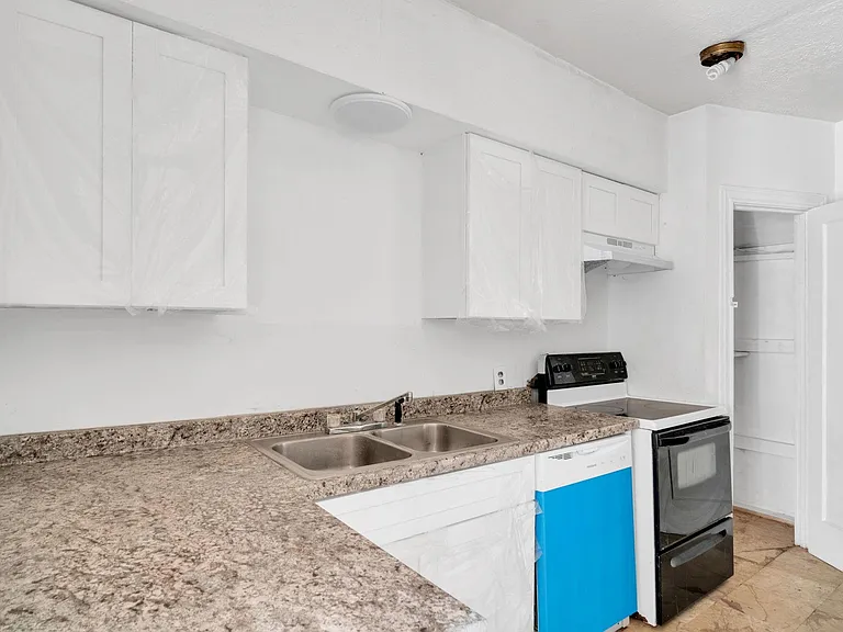 1939 Richmond Ave #2 — Photo 4