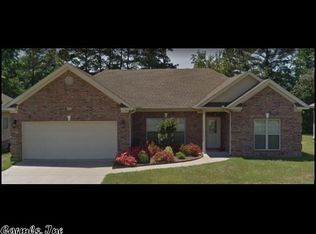227 Madrid Dr, Benton, AR 72015