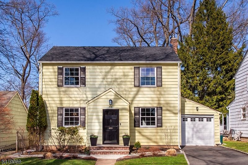 1st image of 68 Newman Ave