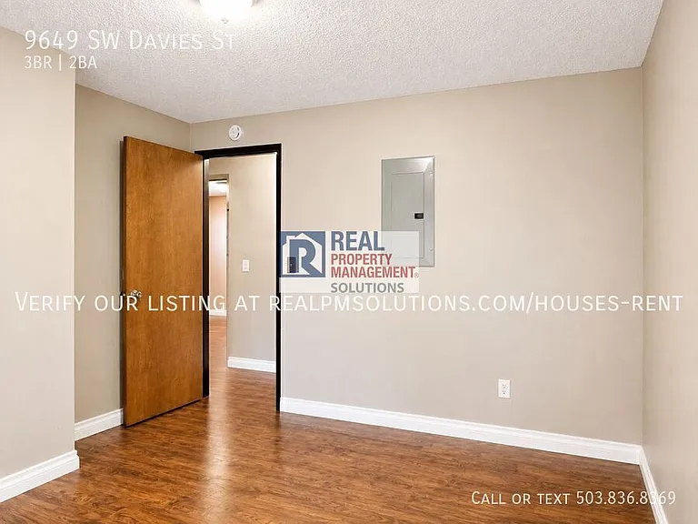 9649 SW Davies Rd — Photo 41