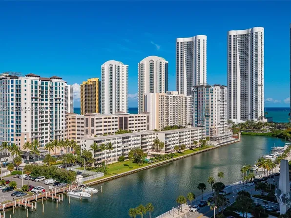 500 Bayview Dr, Sunny Isles Beach, FL