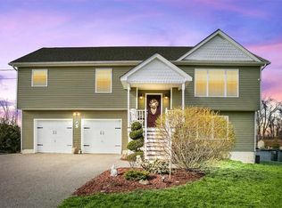 41 Greycourt Ave, Chester, NY 10918