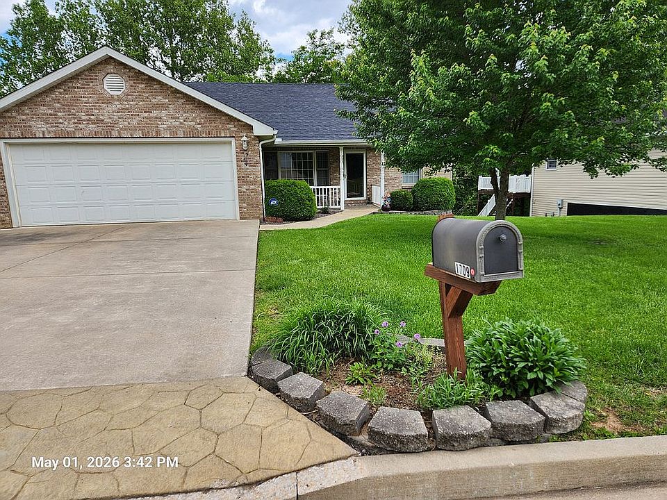 1st image of 1709 Providence Dr