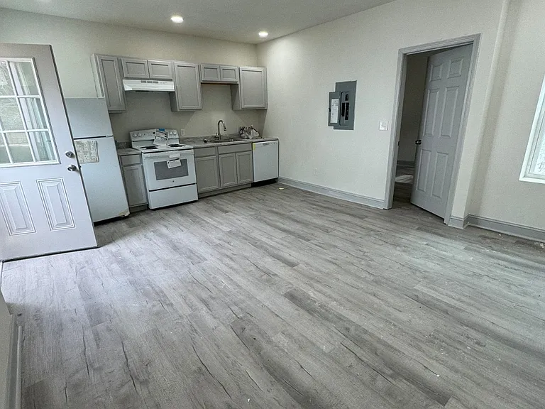 250 Joseph E Lowery Blvd NW #2 — Photo 2