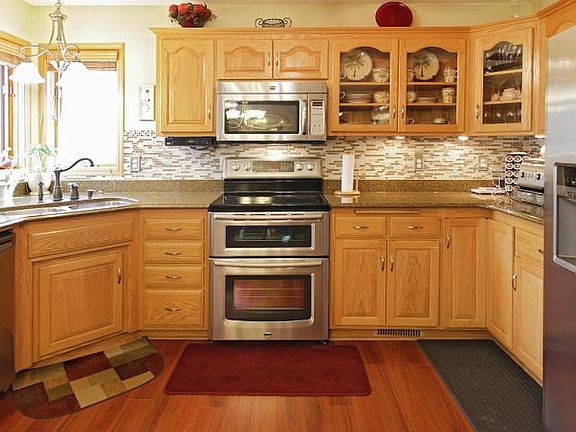 2nd image of 23098 Havelka Ct N