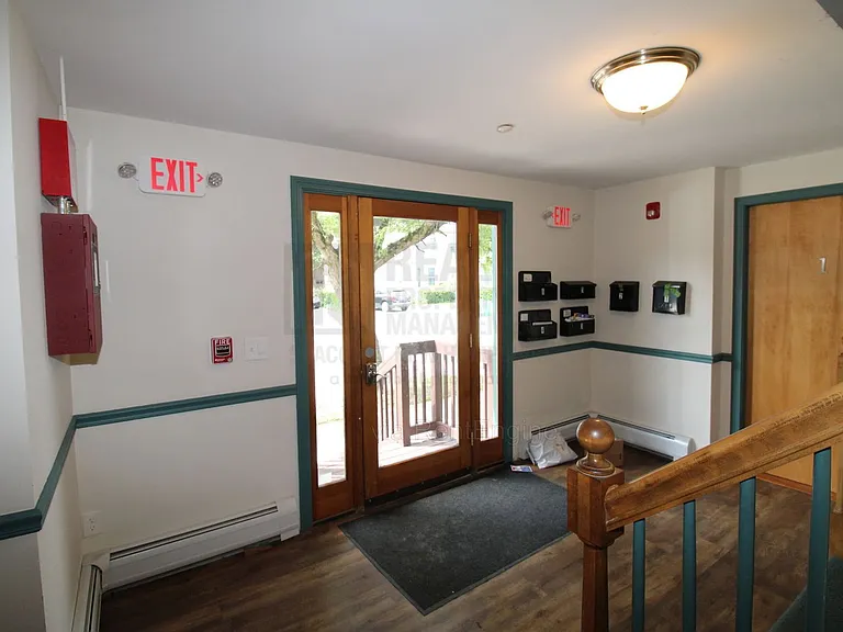 149 Main St #4 — Photo 13