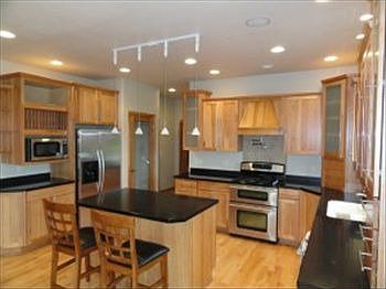 4th image of 8312 S Wilding Dr