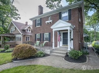1346 Franklin St SE, Grand Rapids, MI 49506