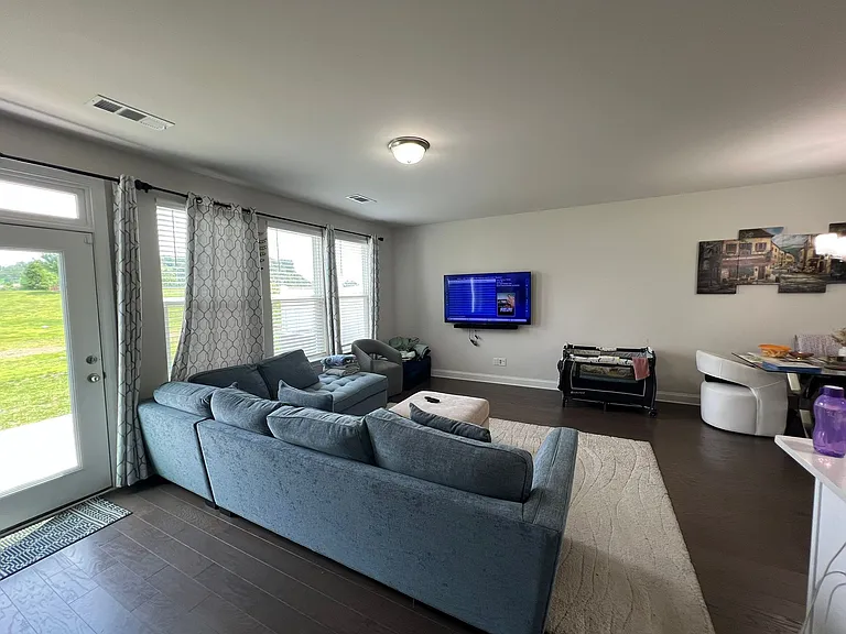 269 Netherlands Blvd — Photo 9