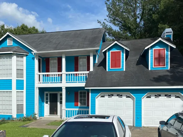 3525 S Portsmouth Cir, Lithonia, GA 30038