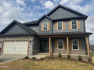 1184 Hawley Rd, Blountville, TN 37617