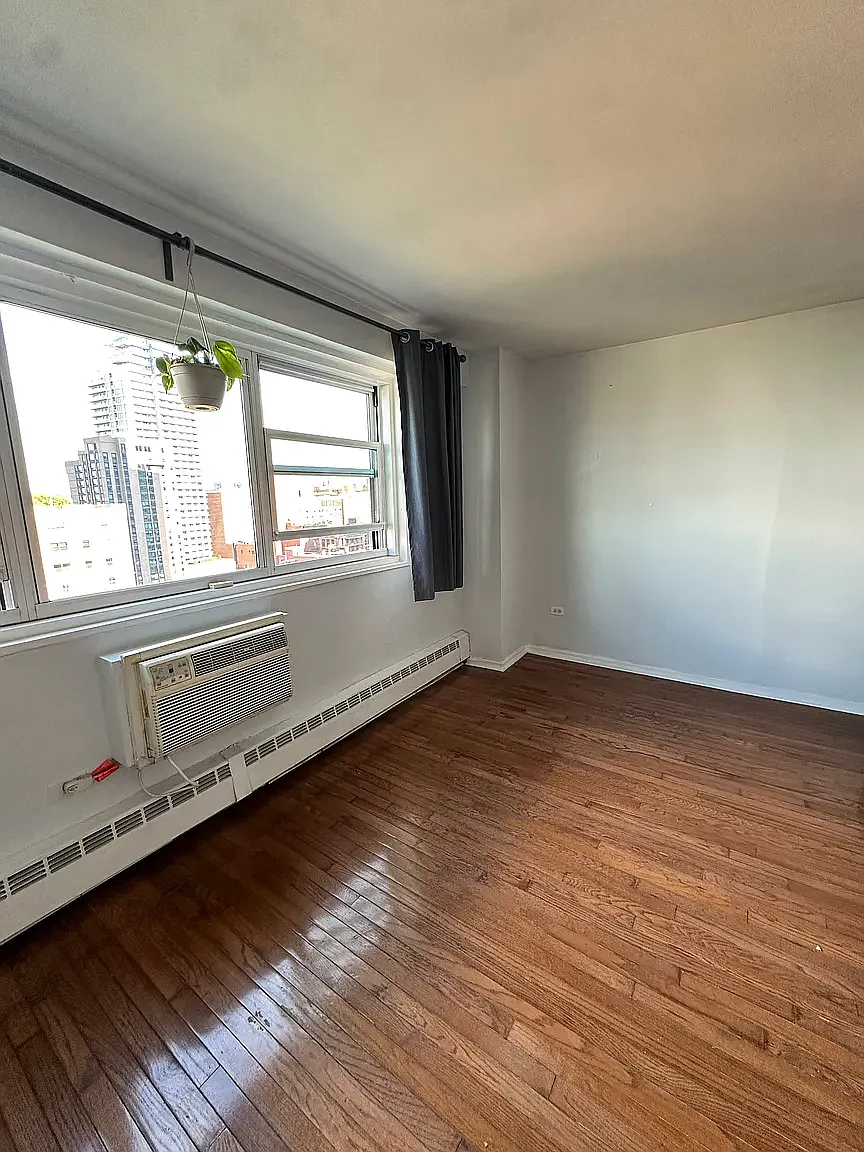 191 Willoughby Street — Photo 3