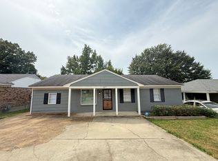 2477 Chattering Ln, Memphis, TN 38127