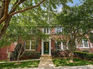 4009 Davis Pl NW APT 101, Washington, DC 20007