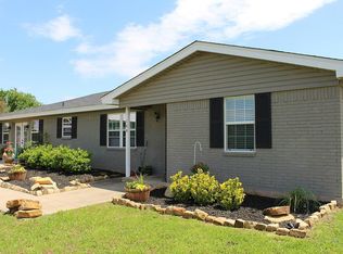 104 Riverside Dr, Mineral Wells, TX 76067