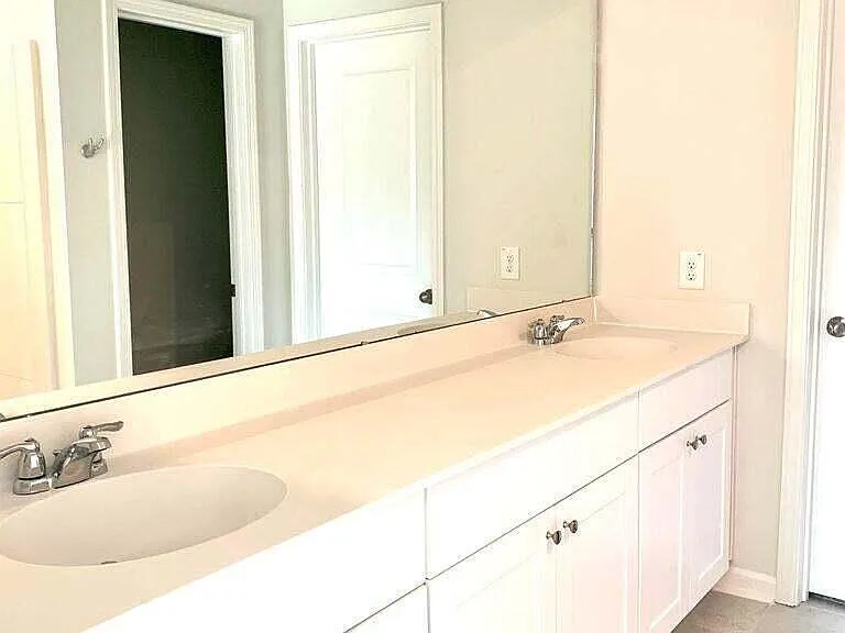 351 Matuskovic Dr — Photo 10