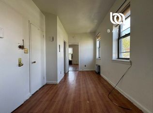 302 E 126th St APT 3D, New York, NY 10035