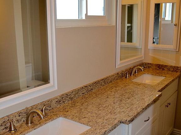 3rd image of 15551 Boleyn Cir APT B