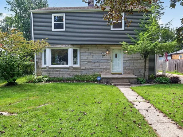 1865 College St, South Bend, IN 46628