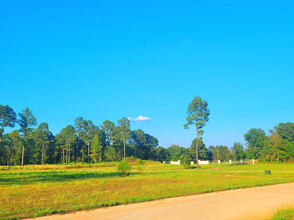 1st image of Southern Pnes Lot 25