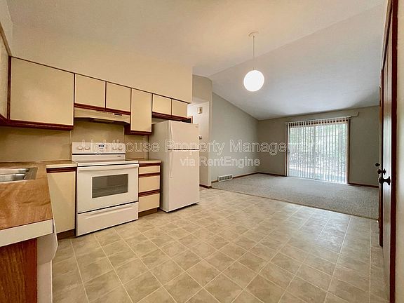 4th image of 16548 Taft Rd
