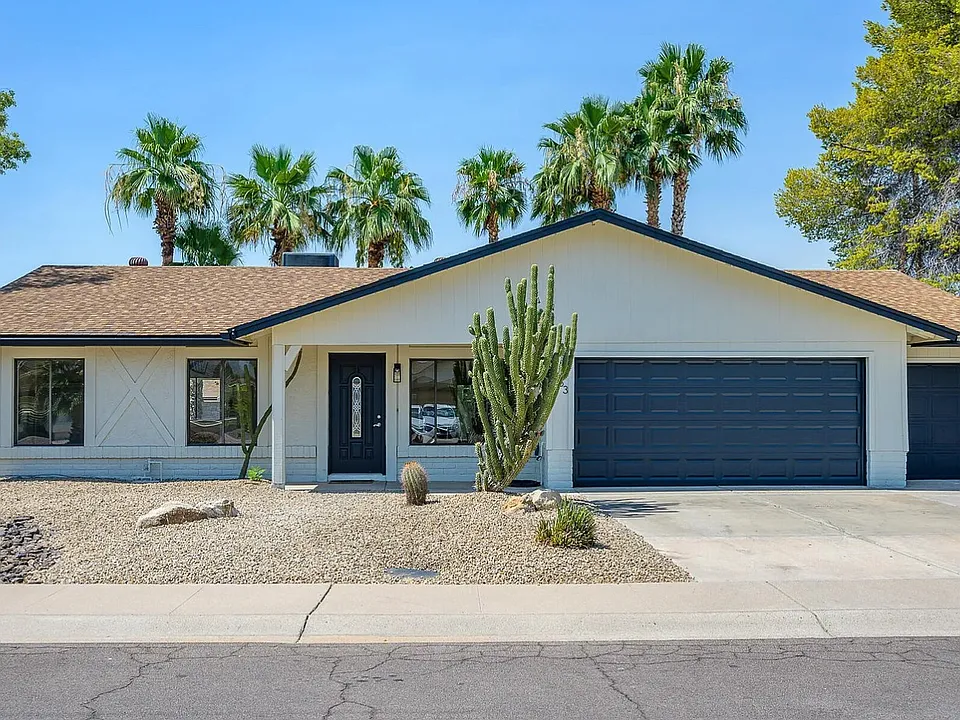 9363 E Altadena Ave