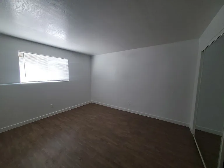 Mountain View Condos — Photo 46