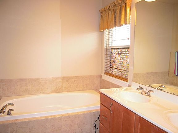 Master Bath With Everything Fit For The Master!