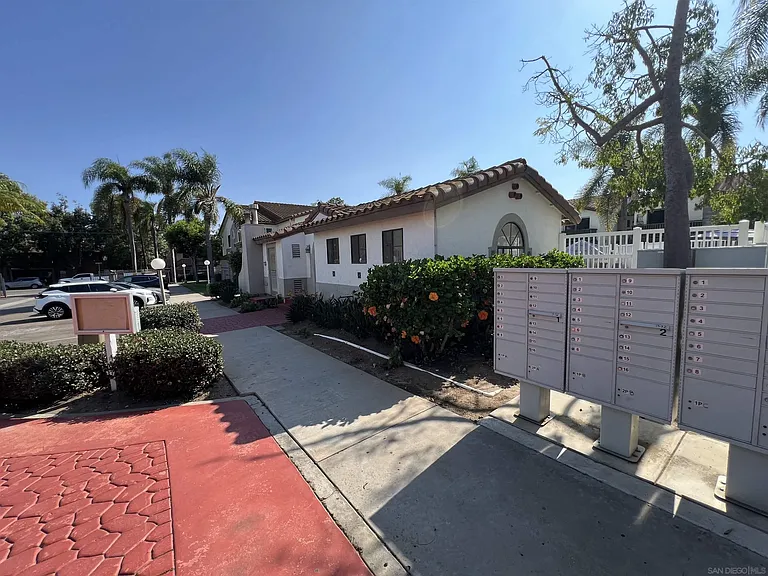 3552 Sunset Ln #22 — Photo 32
