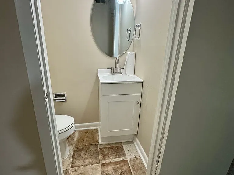 107 Oak Tree Dr — Photo 6