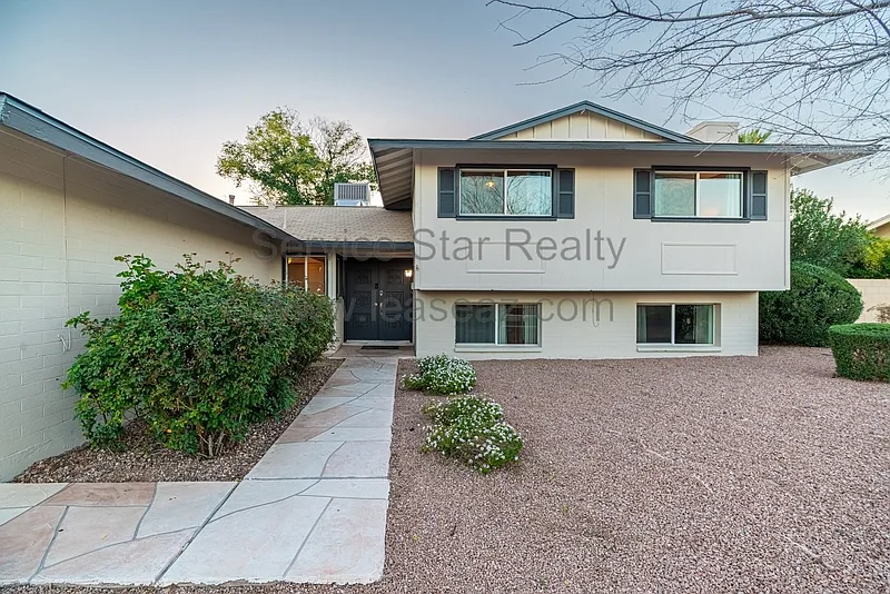 4 bed, 3.5 bath, 2343 sqft, $4,250 — Photo 4