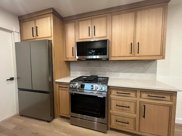 601 N Riverside Dr — Photo 15