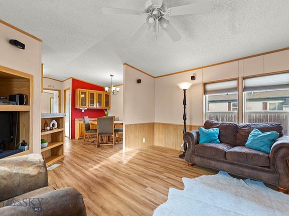 2nd image of 287 N River Rock Dr