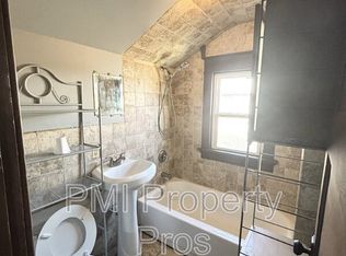 3715A N 6th Pl, Milwaukee, WI 53212
