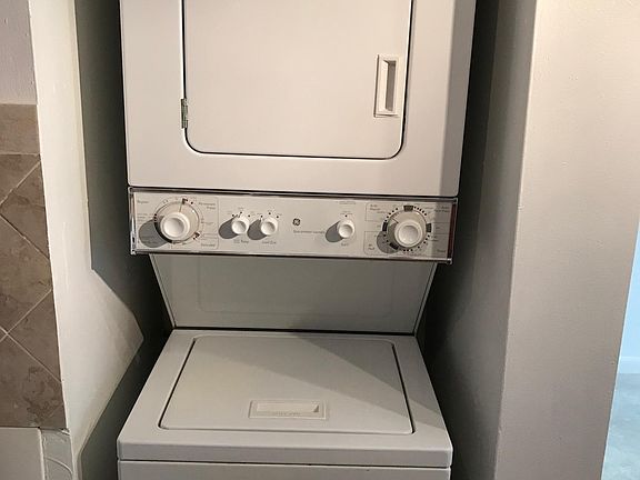 3rd image of 10090 NW 80th Ct APT 1535