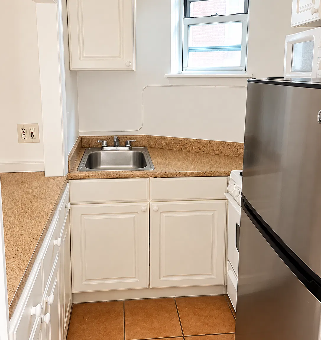 319 East 73rd Street — Photo 2
