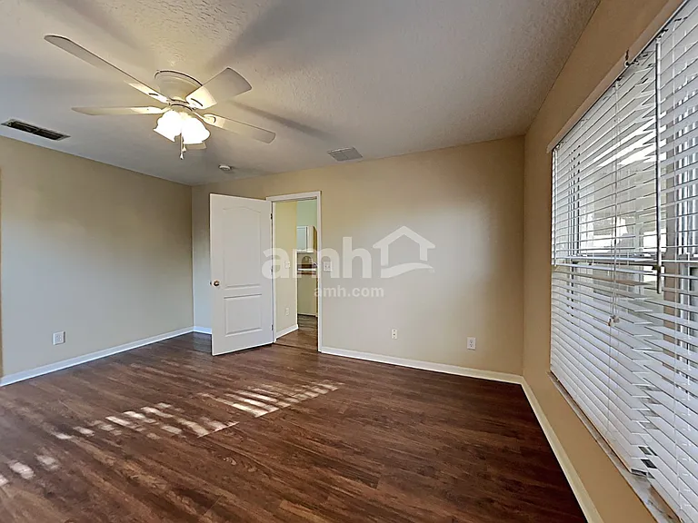 660 Winding Lake Dr — Photo 9