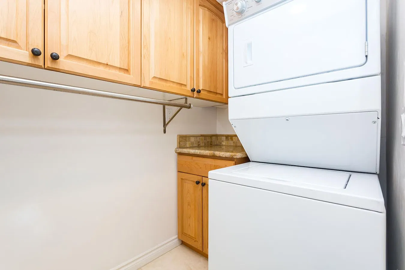3 bed, 1312 sqft, $6,000 — Photo 4