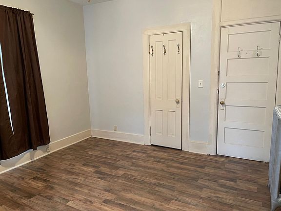 3rd image of 833 Park Ave Unit 3
